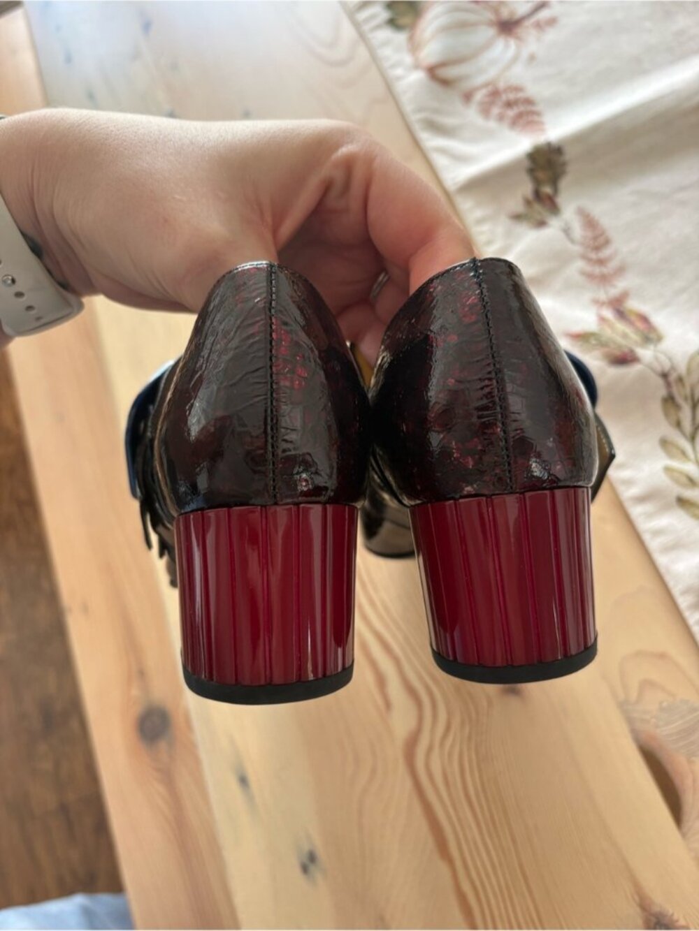 JOHN FLUEVOG PATENT STRAP MARY JANE HEELS - Picture 5 of 12